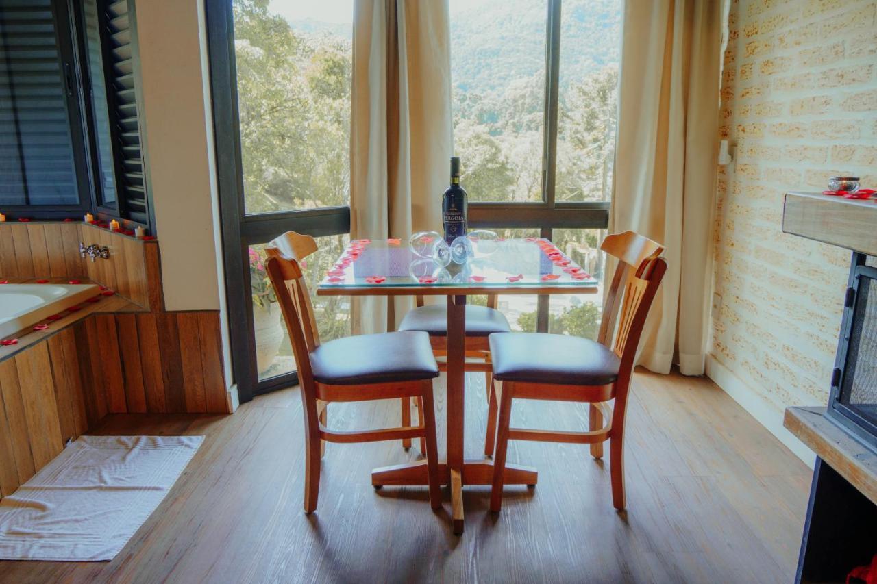Terrazzo Dos Alpes Inn